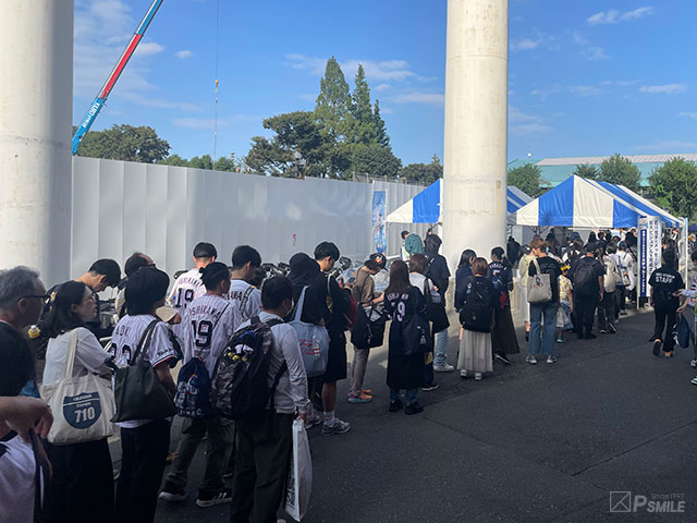 ヤクルト球団 石川選手引退セレモニー